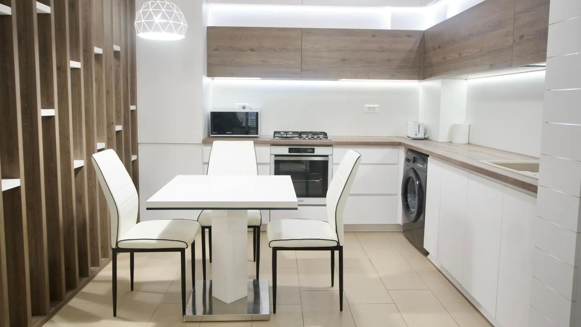 Nordic Nest I Family Apartment With Parking Bucharest